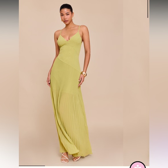Lime Woven Pleated Hem Detail Spaghetti Maxi Dress - Picture 1 of 5